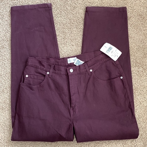 French Dressing Burgundy jeans, Size 14P, New with tags. Wide leg and high rise - Picture 4 of 8